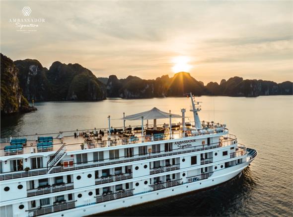 Chương trình 3 ngày 2 đêm trên du thuyền Ambassador Signature